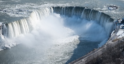 코인 생태계 속 탈중앙 신원인증(DID): 2025년 새로운 가능성과 활용 사례